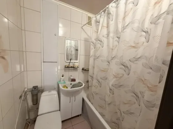 Продам 1ком. квартиру в Калининском районе Донецк