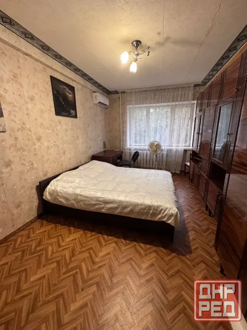 Продам 3-х комн в Ворошиловском р-не, пр. Комсомольский/ул. Университетской. Три раздельные комнаты. Донецк - изображение 1