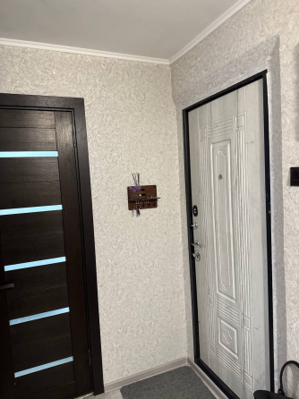 Продам 3х комнатную квартиру Мариуполь