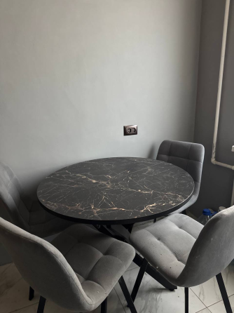 Продам 3х комнатную квартиру Мариуполь
