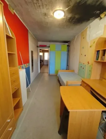 Продается 3-комнатная квартира в Ильичевском районе Мариуполь