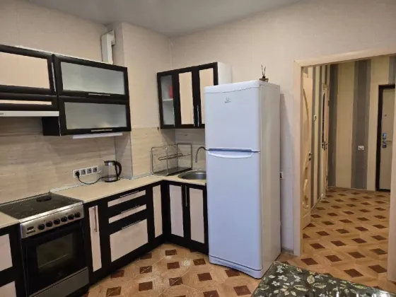 1к квартира на пл. Буденного, Буденновский район Донецк