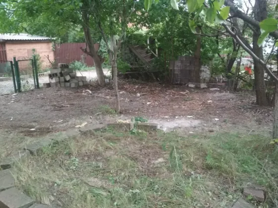 Продажа дачного участка в Ленинском районе, садоводческое товарищество "Родник". Участок 6 соток . Донецк