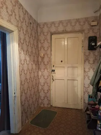 Центр, 3 этаж, двушка Донецк