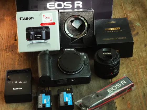 Canon EOS R хороший комплект Макеевка