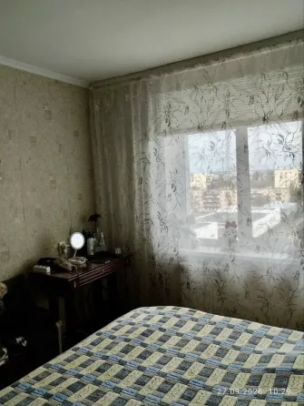Продаётся 3 к квартира в Левобережном районе, Комсомольский бульвар. Мариуполь