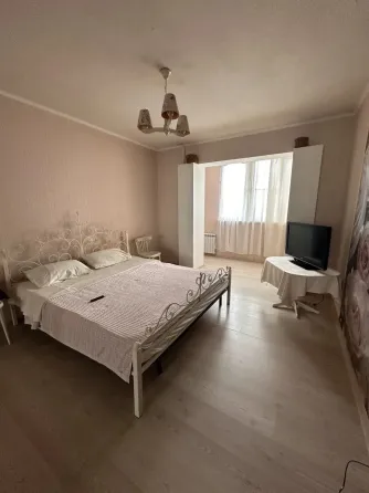 Продам 1 ком. квартиру чешка в Петровском районе город Донецк Донецк