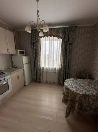 Продам 1 ком. квартиру чешка в Петровском районе город Донецк Донецк