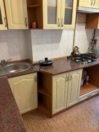Сдам в аренду 2х комнатную квартиру ,в Буденновском районе ,Заперевальная Майский рынок Донецк