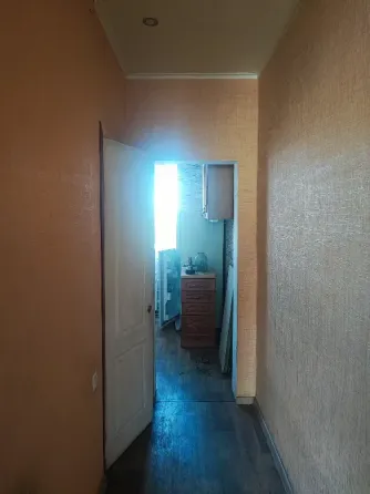 Продаю 2к.кв. район ост.Школа Макеевка