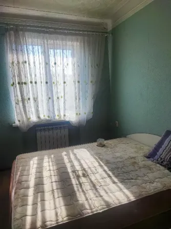 Продаю 2к.кв. район ост.Школа Макеевка