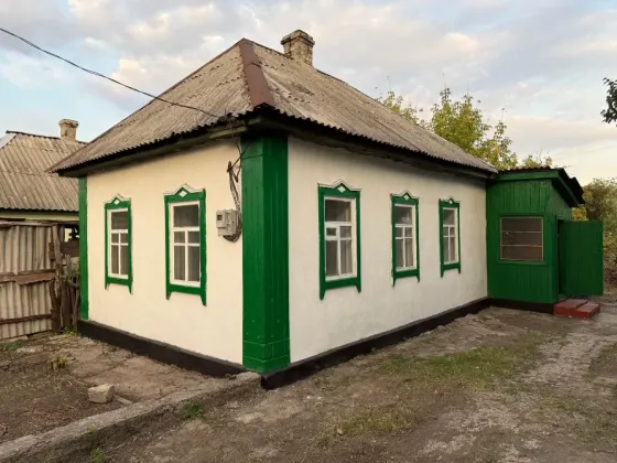 Продается дом в г. Макеевка, пос. Новорабрчиц, ориентир Галактика Макеевка