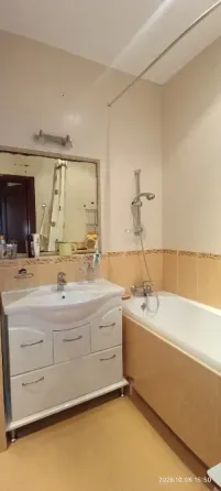 Продам 1-но комнатную квартиру 50.3 м²в Новострое Жк Центральный на проспекте Панфилова. Ремонт. Донецк