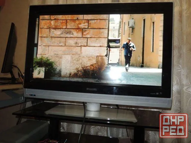 Телевизор 32" Philips 32PFL5322 Донецк - изображение 1