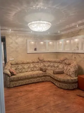 3-комнатная квартира,88м2,8/9,Куйбышевский р-н,Лукоморье.Цена 12,5млн Донецк