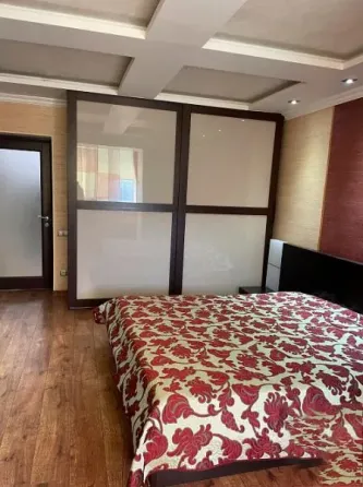 3-комнатная квартира,88м2,8/9,Куйбышевский р-н,Лукоморье.Цена 12,5млн Донецк
