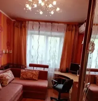 Продаётся 3х комнатная квартира в Пролетарском р-не, ул. Щетинина 32а Донецк