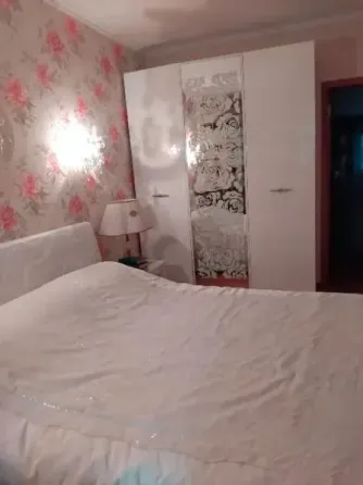 4-комнатная квартира,87м2,4/8,Ворошиловский р-н,пл.Ленина.Цена 12,8млн Донецк