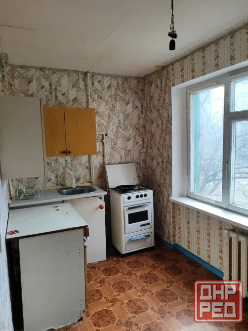Продаётся 1 комнатная квартира в Кировском районе, Текстильщик Донецк - изображение 2