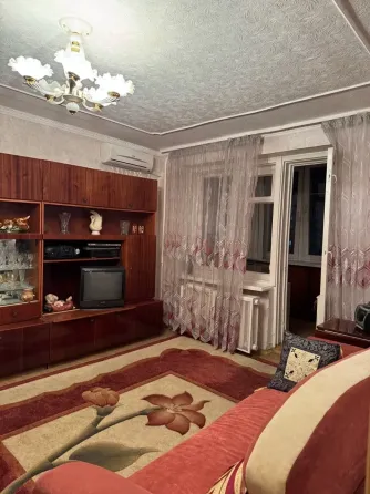 Продам 2-х комнатную на Цветочном в Донецке Донецк