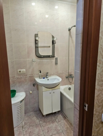 2к, Петровский райотдел, 49.7м2, 1/2 Донецк