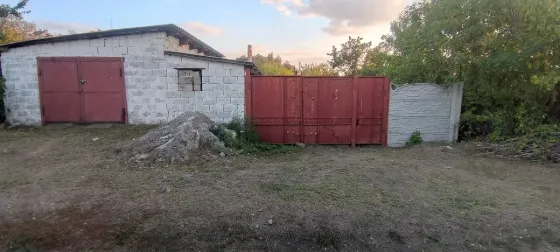 Продам свой 1/4 финский дом (кв-ра на земле) Макеевка, ост. Автобаза. Макеевка