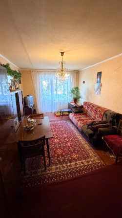 Продам 2 комнатную квартиру + гараж г. Макеевка Советский район (шахта 21, 2 квартал) Макеевка