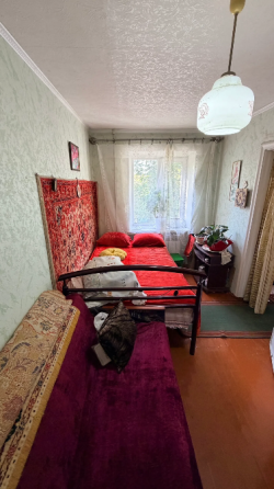 Продам 2 комнатную квартиру + гараж г. Макеевка Советский район (шахта 21, 2 квартал) Макеевка