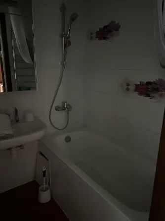 Продажа 2-ком.Крытый рынок. Донецк