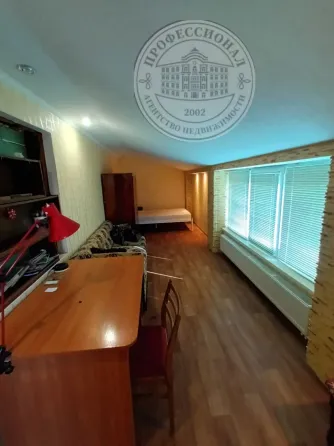 Дом 2 уровня+ флигель, п. Бажанова а Макеевка