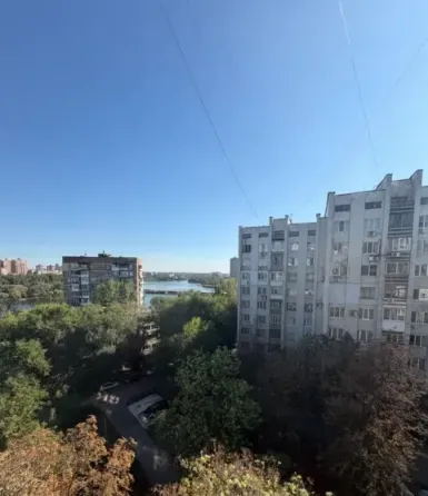 Сдается 3-х комнатная квартира в Ворошиловском районе по Театральному проспекту Донецк