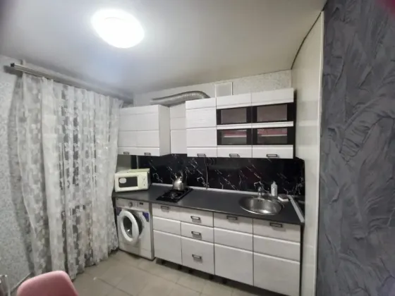 Продам 1комнатную, Черемушки Макеевка