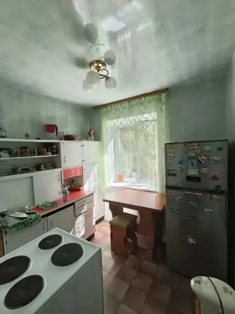 3-х ком кв Холодная Балка с мебелью этаж 2/3 Макеевка