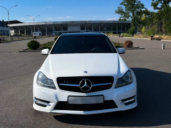 Mercedes-Benz C-Class W204 рестайлинг | Заводской AMG | 2012 год Донецк