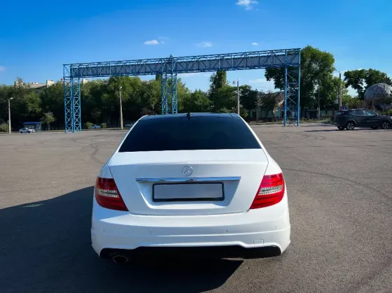 Mercedes-Benz C-Class W204 рестайлинг | Заводской AMG | 2012 год Донецк