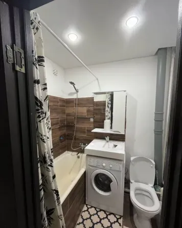 Сдается проcтоpная двухкомнатная квaртирa! Кировский район Донецк