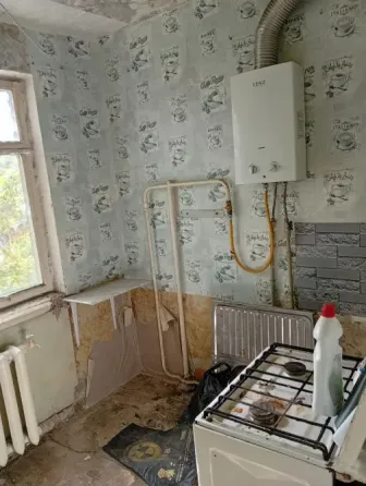 Продажа 1-комнатной квартиры 5 /5, Калининский р-н (возле рынка),вода круглосуточно .2 500 000 р. Донецк