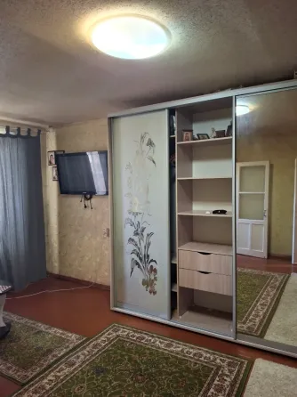 Сдам 1ком квартиру Артёма 148 Шахтерская площадь 5/9 сдаётся впервые..Квартира укомплектована мебель Донецк