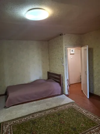 Сдам 1ком квартиру Артёма 148 Шахтерская площадь 5/9 сдаётся впервые..Квартира укомплектована мебель Донецк
