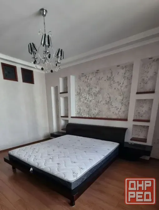 Сдаю трехкомнатную квартиру 120.0 м² в Ворошиловском районе, ул. Щорса! Донецк - изображение 1