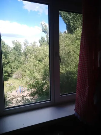 Продам 1-к квартиру . Донецк