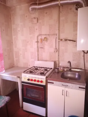 Продам 1-к квартиру . Донецк