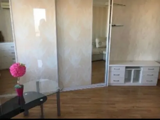 сдам в аренду 2-комнатную квартиру с хорошим ремонтом в калининском районе, ориентир мед институт Донецк