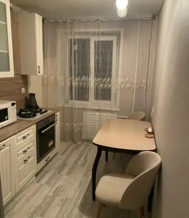 Сдам двухкомнатную квартиру в Буденновском районе Донецка. Донецк