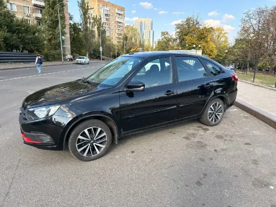 Лада Гранта 2021 г.в. Состояние отличное! Донецк