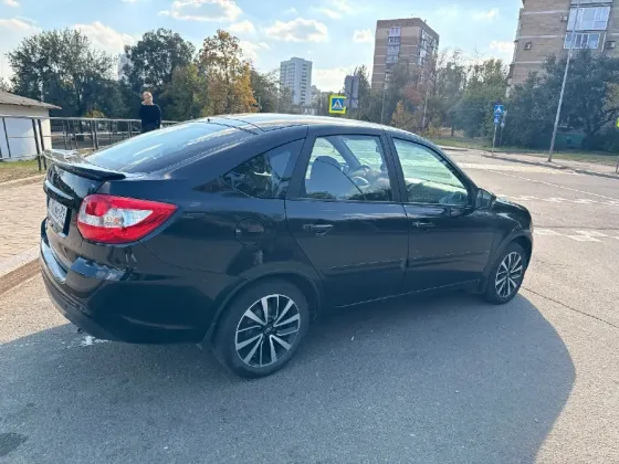 Лада Гранта 2021 г.в. Состояние отличное! Донецк