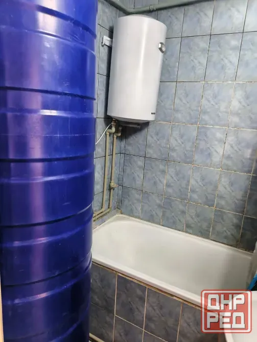 Продам квартиру Кировский район 2 ком. 9/9 ул. Островского 19 Донецк - изображение 1