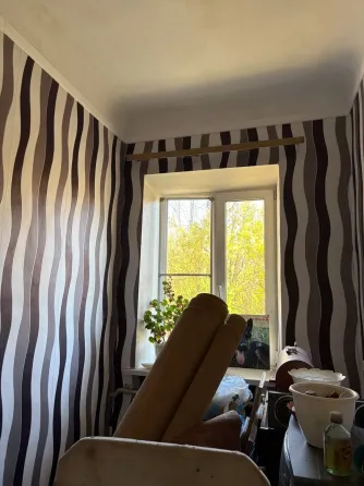 Продам трехкомнатную квартиру на Абакумова Донецк
