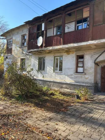 Продам трехкомнатную квартиру на Абакумова Донецк