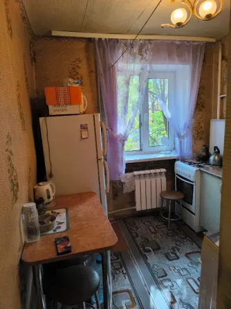 Сдаётся 2-х комнатная, Гараж, ул.Петровского, Текстильщик, Кировский район. Донецк